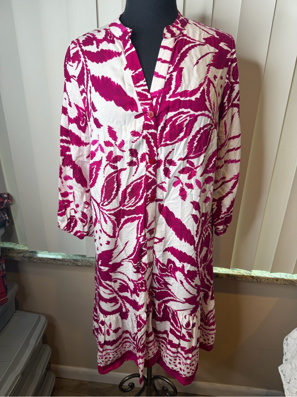 Mlle Gabrielle White and Fuchsia Floral Print Tunic Dress Size Medium